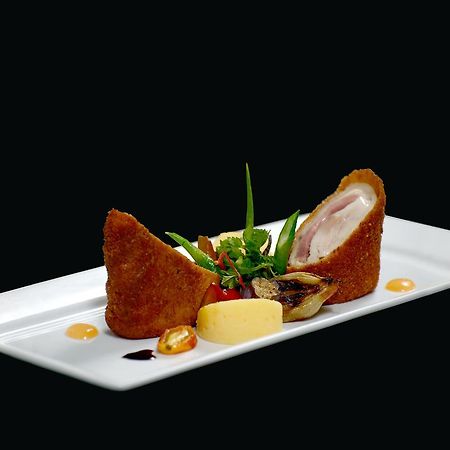 Gazelle International Hotel Kokopo Ngoại thất bức ảnh