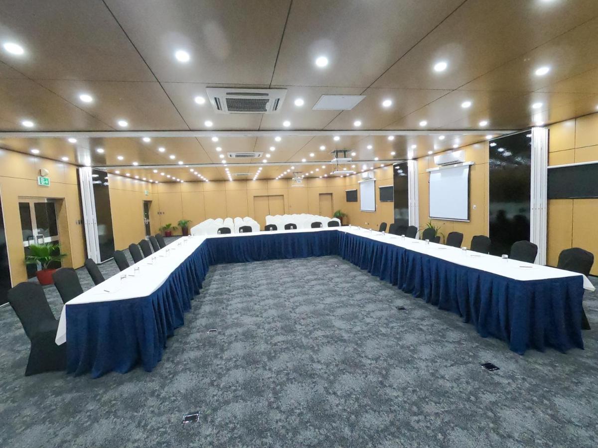 Gazelle International Hotel Kokopo Ngoại thất bức ảnh