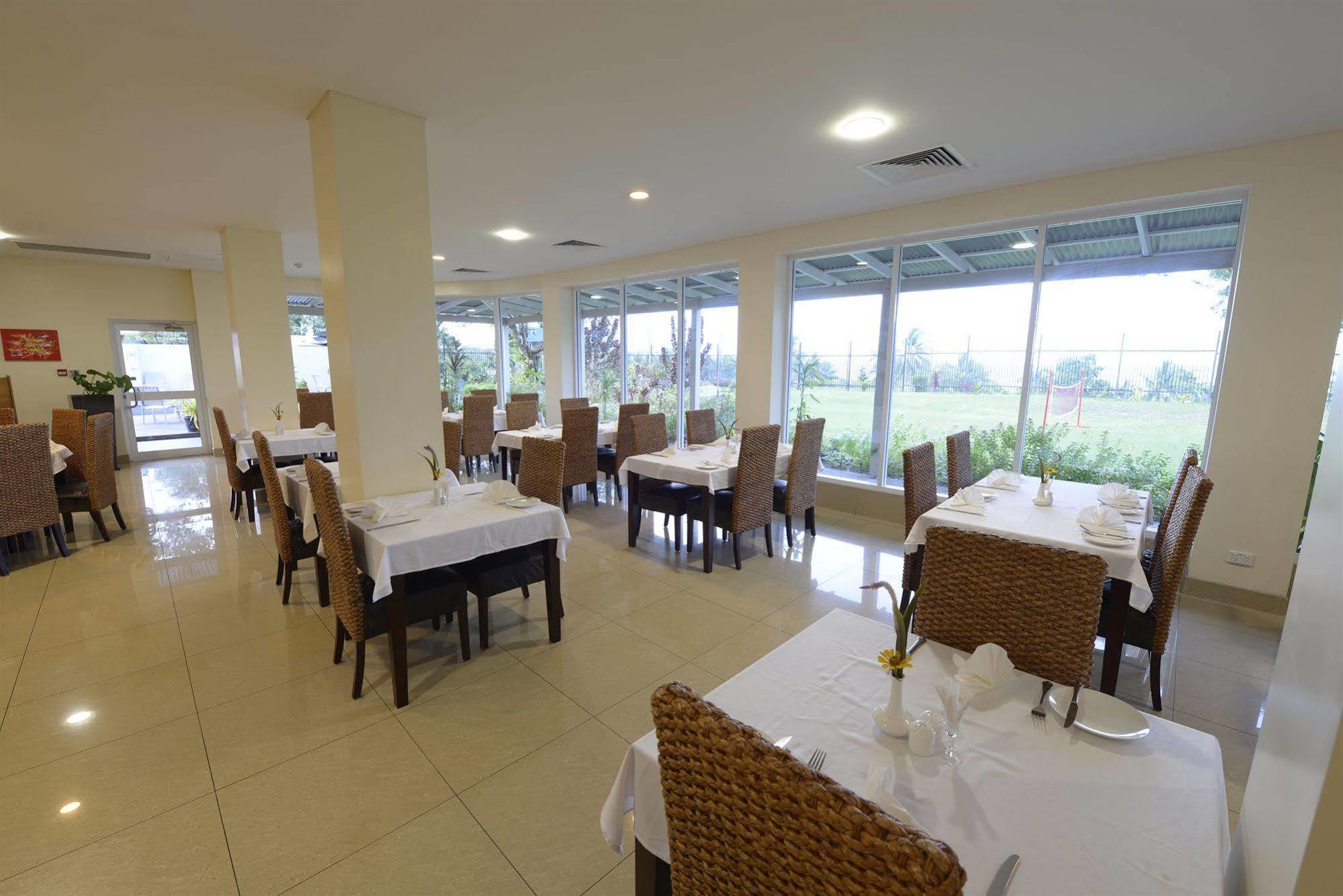 Gazelle International Hotel Kokopo Ngoại thất bức ảnh